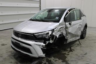 Damaged car Opel Crossland X 2023/8