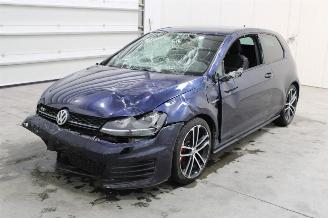 damaged commercial vehicles Volkswagen Golf  2014/9