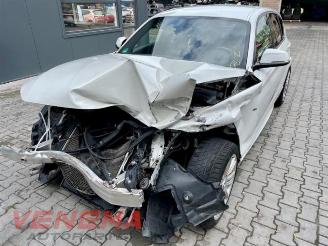 Damaged car BMW 1-serie  2016