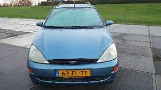 Schade scooter Ford Focus  2000/5