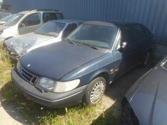 damaged commercial vehicles Saab 900  1997/1