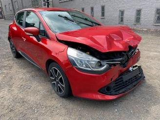 dañado máquina Renault Clio EXPRESSION 2014/4