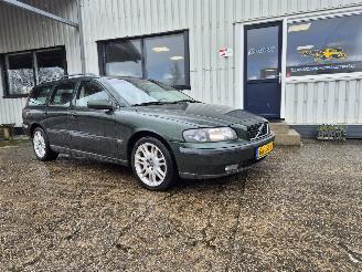 occasion commercial vehicles Volvo V-70 2.3 T-5 2000/10