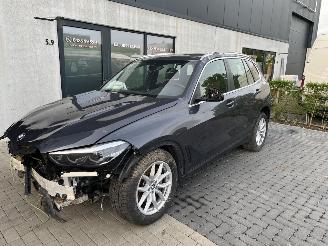 uszkodzony samochody osobowe BMW X5 BMW X5 3.0D 2021 2021/5